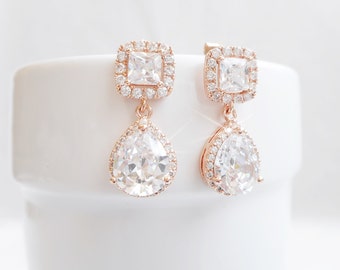 Child's 4mm Heart-Shaped Pink Cubic Zirconia Solitaire Stud Earrings In 14K Gold - Foto 12