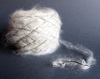 Marta's Yarns Cuddly - Brushed Mohair yarn 50gm - Natural - Bulky weight