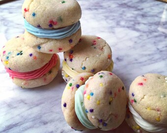 Tiny Confetti Whoopie Pies