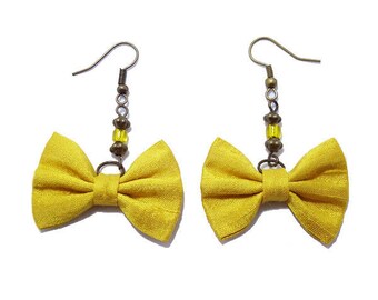 Bow tie, silk earrings, lemon yellow.