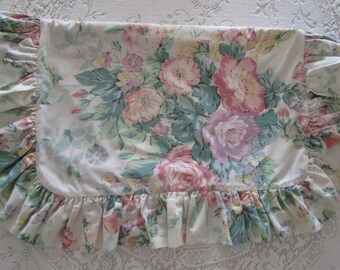 vintage laura ashley bedding twin vintage laura ashley large flowered pillow sham standard size shabby chic cottage chic retro small cover crochet front cotton zipper backing vintage laura ashley bedding twin vintage laura ashley large flowered pillow sham standard size shabby chic cottage chic retro small cover crochet front cotton zipper backing