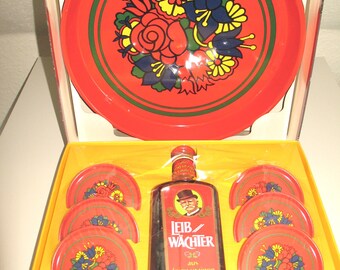 Vintage 70's metal tray with 6 coasters (unused) !!!