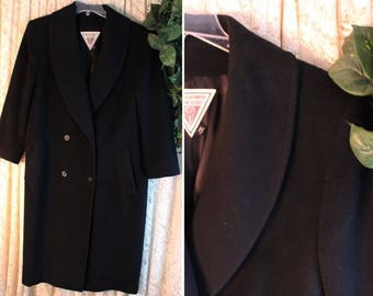 Vintage WOOL LONG COAT Ladies Size 12 100-Percent Wool Tailored Tuxedo Collar Fully Lined Double Breasted Deep Navy Blue Black United States