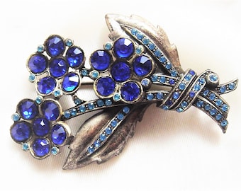 Vintage Pot Metal Blue Sapphire Rhinestone Flower Pin Brooch