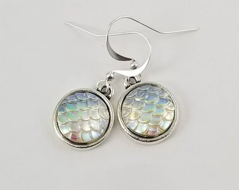 Mermaid Scale Earrings, Mermaid Earrings, Iridescent Scale Earrings, Mermaid Jewelry, Beach Earrings, Summer Earrings