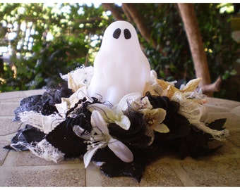 light up led glowing ghost floral centerpiece flower arrangement Halloween decoration shabby chic fall Autumn spooky home decor