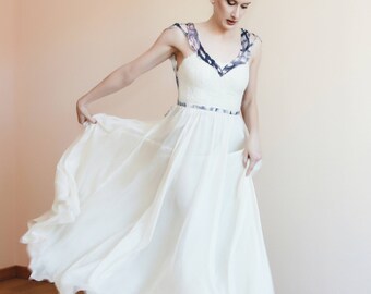 White wedding dress/Nuno Felt vicuna/White bridal gown butterfly/Alternative winter bride/Chiffon skirt A line/Customized crafted bride
