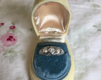 Vintage Ring Presentation Box - Shabby Chic/Art Deco/Victorian