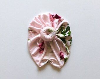Baby Turban Hat "Charlotte" pale blush floral, Turban Bun Hat, Turban Top Kbot Hat, baby beanie, Baby Hat, Baby Turban