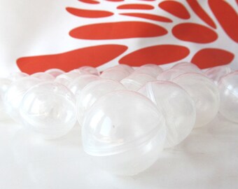 20 Clear Empty Round Vending Machine Capsules - Perfect for Party Favors Carnivals Kids Birthdays Wedding Favors Personal Gumball Machines