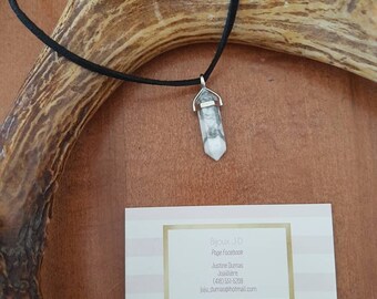 Adjustable Choker with marbled stone ornament