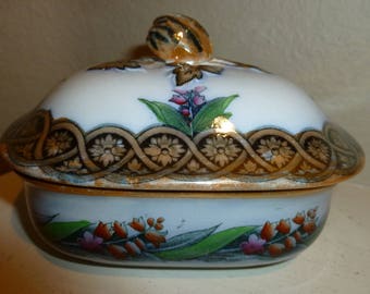 Victorian / Antique Ironstone Lusterware Covered Dish From The 1800's