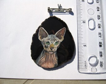 spynx cat pin/pendant on agate