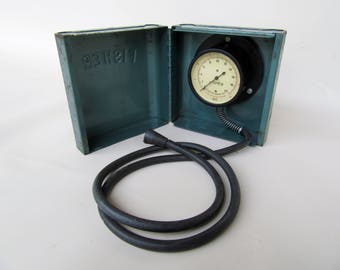 Gauge; Vintage Fisher Water Pressure Gauge