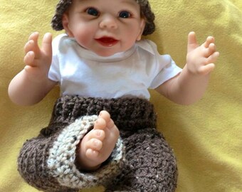 Ridges and Ruffles Hat and Pants set Pattern