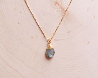 Labradorite Necklace | Labradorite Pendant | Gemstone Necklace | Labradorite Jewelry | Layering Necklace | Boho Jewelry | Gifts for her