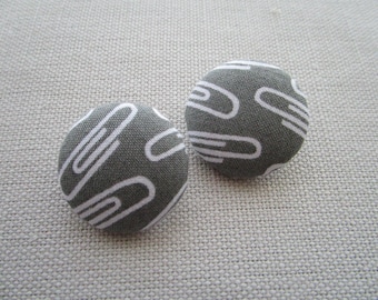 Grey Paperclip Shank Buttons 29mm