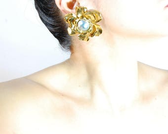 Auth Vintage YVES SAINT LAURENT Golden Silver Sculptured Gardenia Flower Clip Earrings