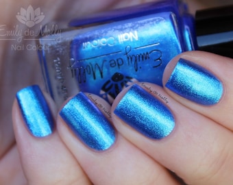 Nail polish - "Empty Journal" blue to purple duochrome foil