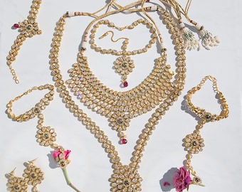 Gorgeous Kundan Bridal necklace set