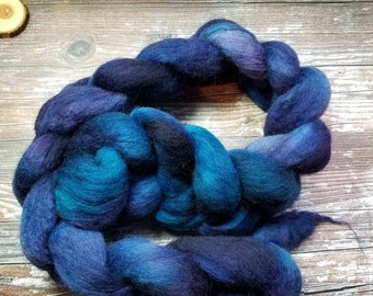 Spinning fiber corriedale combed top 100g hand dyed indie dyed spinning felting fiber combed top