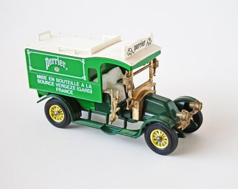Matchbox Renault Y25 Classic car Car toy