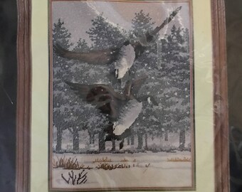 Vintage 1984 Canada Geese Needlepoint Stitchery Kit | Monarch Horizons Canada Geese Stitchery Kit - Gentlemens Study or Office