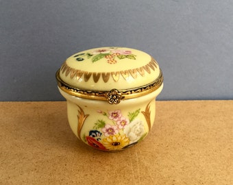 Pill Trinket Box Yellow Continental Porcelain Decorated with Flowers by Del Prado