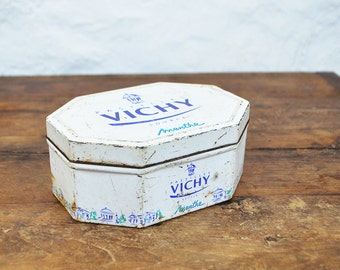 Tin Box Vichy Etat Pastilles Unusual Shabby rusty Octagonal white navy vitchy rusty trinket