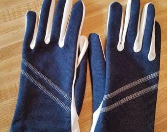 Vintage Kay Fuchs Blue and White Gloves Ladies 1960s Nylon and Cotton