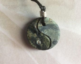 obsidian gemstone, hand carved pendant, yin yang pendant, gemstone, hand carved, yin yang, gemstone pendant, jewelry supply,natural stone