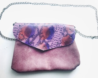 Vintage inspired Pink Leather Purse
