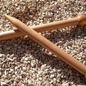 Handmade wooden single point knitting needles from beechwood, length 35 cm