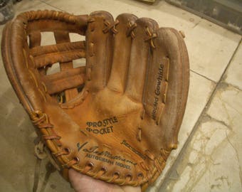 Original "Ted Williams" Baseball Glove #16156. Nice Condition. L@@k
