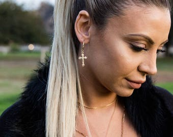 Cross Hoop Earring / Cross Earrings Gold / Hoop Earrings /14k Gold Filled Dainty Cross Hoop Earrings / Charm Earrings / Gift for Her