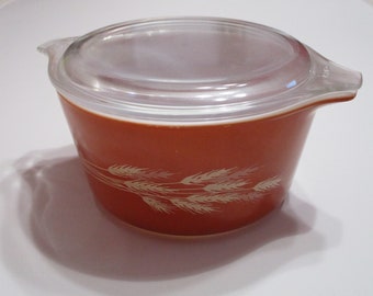 Vintage Pyrex Autumn Harvest Wheat Casserole with Lid