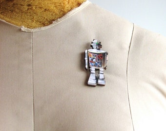 japanese toy robot pin - cyclops
