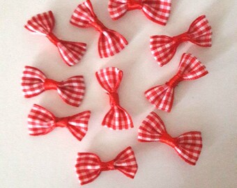 10 little red white gingham Ribbon bows + - 3 cm