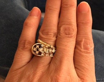 SUMMER CLEARANCE Vintage Statement Gold Tone Ring w/Beautiful Rhinestone Inlay / Basket of Rhinestones Ring