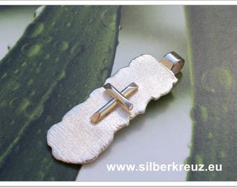 Cross pendant silver 925-the other kind....