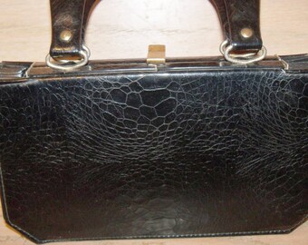 Black Verdi Handbag Top Handle Purse Made in USA Accordion Bottom Gift Guide Women 1940s 1950s