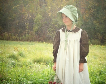 Girls Pioneer Dress with Bonnet and Pinafore size 2-8
