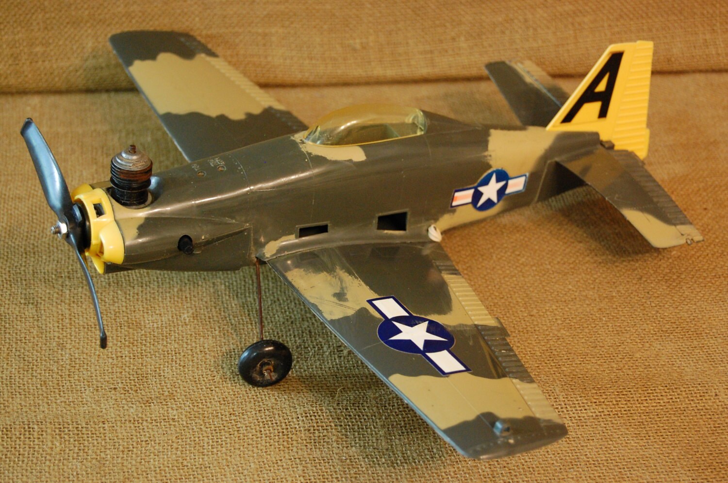cox gas powered model airplanes