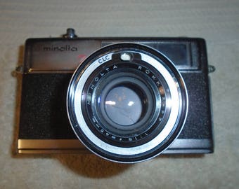 Vintage Minolta Camera. Minolta High Matic 7s. Camera. 35mm camera. 45 mm lens. Minolta. Camera.