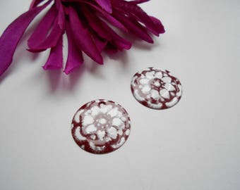 x 2 red enameled sequin dark/white