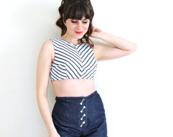 Crop Top / 1960s Crop Top / Nautical Chevron Stripes Crop Top