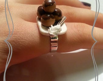 Adjustable ring "Spoon chocolate Profiteroles whipped cream"