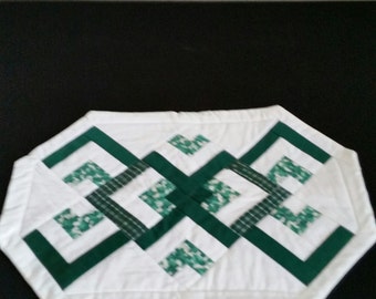 Quilted Green & White Clover Placemats set of 4