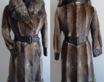 HAUTE!!!CHIC!!! FITTED Belted Nuskrat - Raccoon Size 4