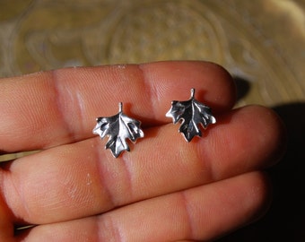 VINTAGE EARRINGS - 1960s Sterling Silver Earrings
